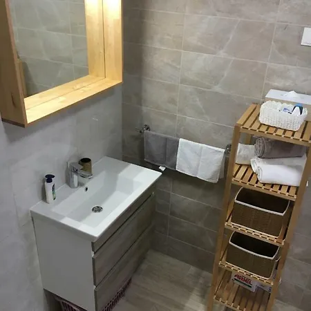 Laus Apartman Zavalatica