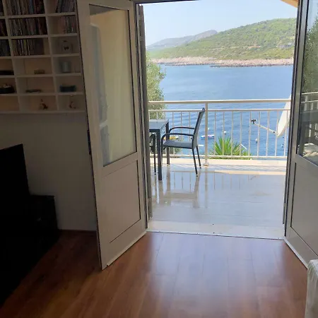 Apartman Laus Zavalatica